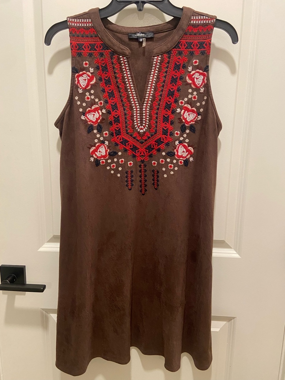 Intimates & Sleepwear subcategory identification
